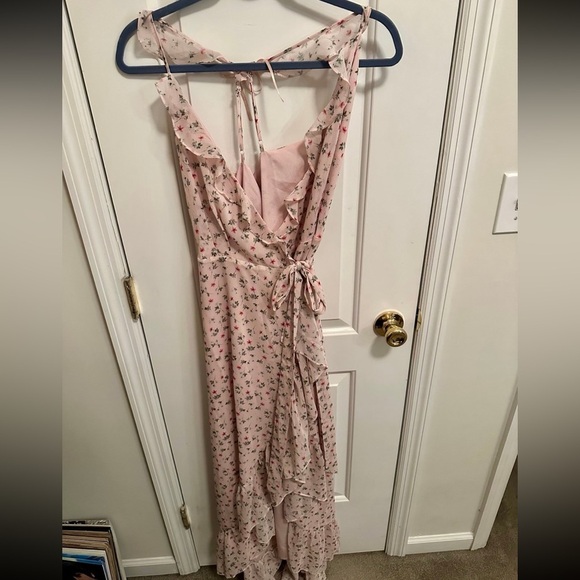 Wayf High Low Sundress with V-Neck and Slit - Picture 2 of 4